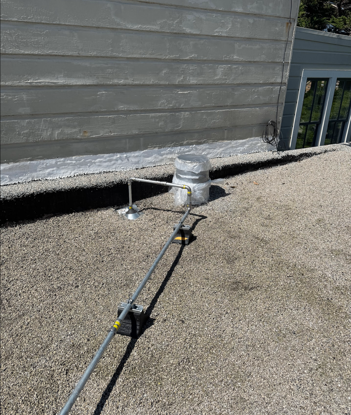 Rooftop gas line installation in San Francisco